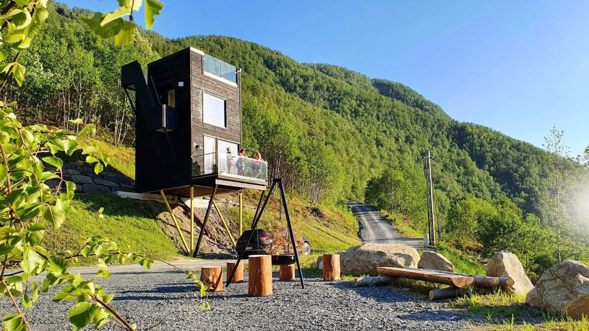 Mikrohyttene I Akrafjorden Etnesjoen Camera foto